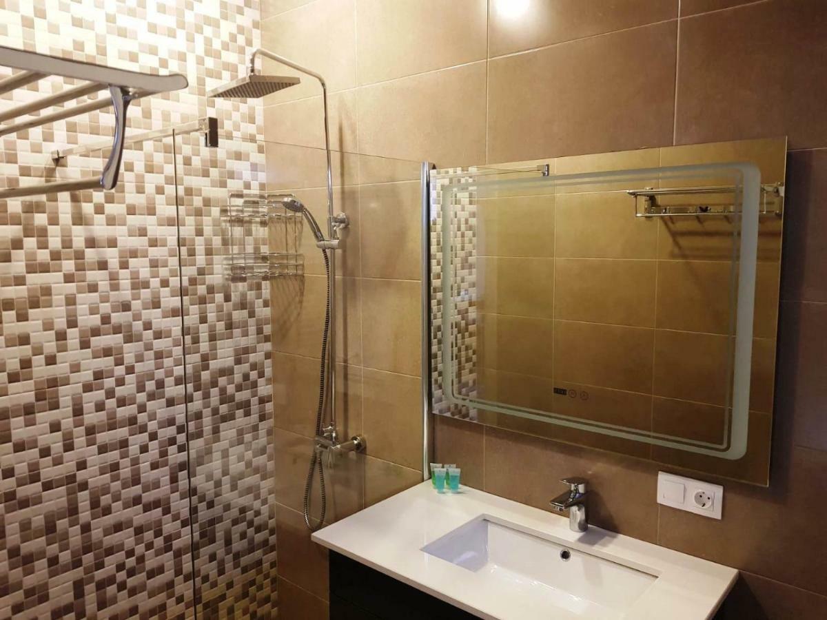 Apart Hotel Avlabari Yard Tbilisi Eksteriør billede